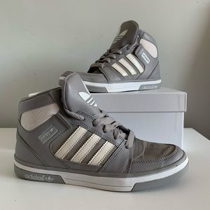 Grey Adidas Hightop Leather Sneaker - US SIZE 5